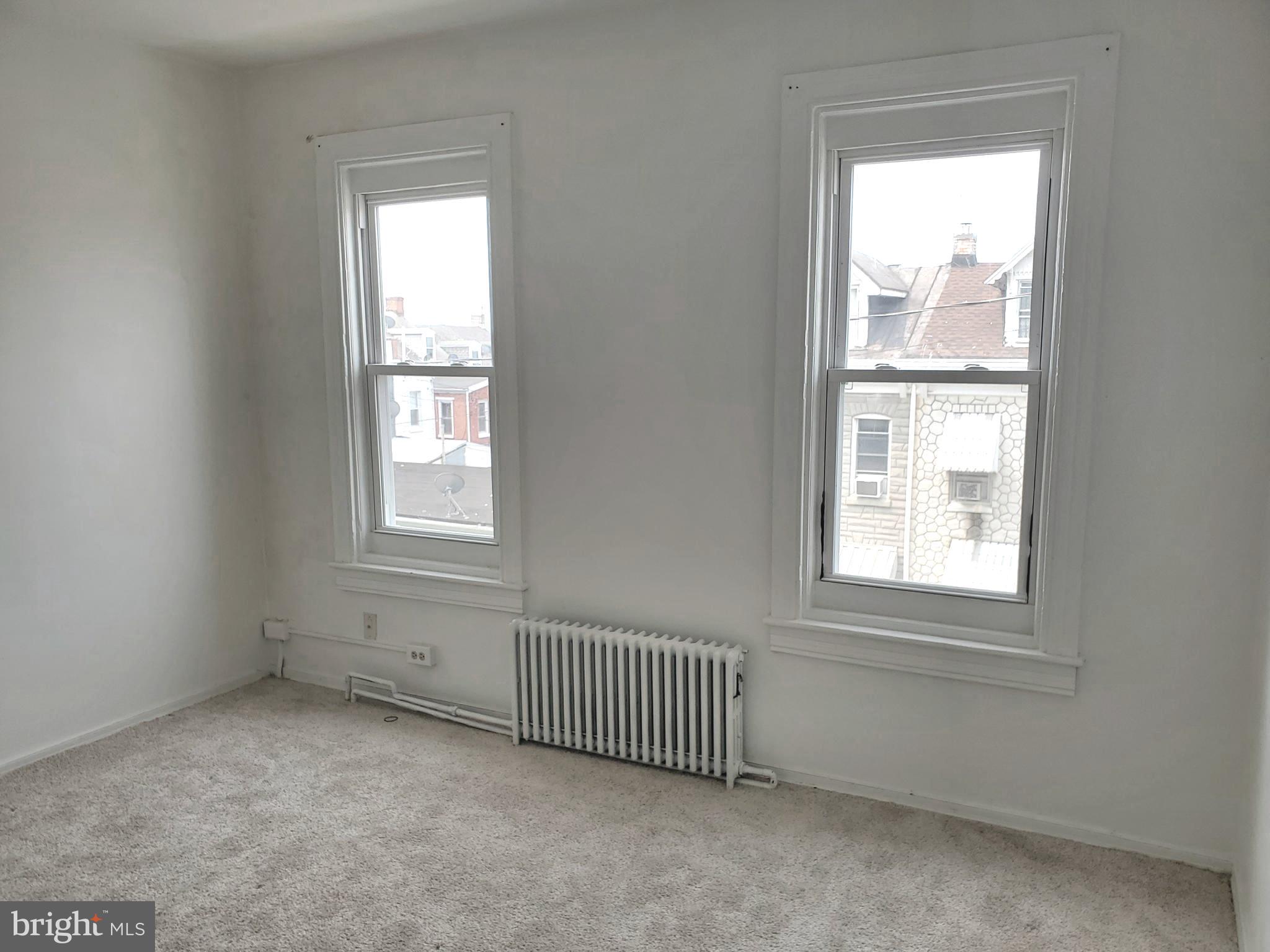 813 Locust Street Reading, PA 19604 - Photo 15 of 29 Main Bedroom