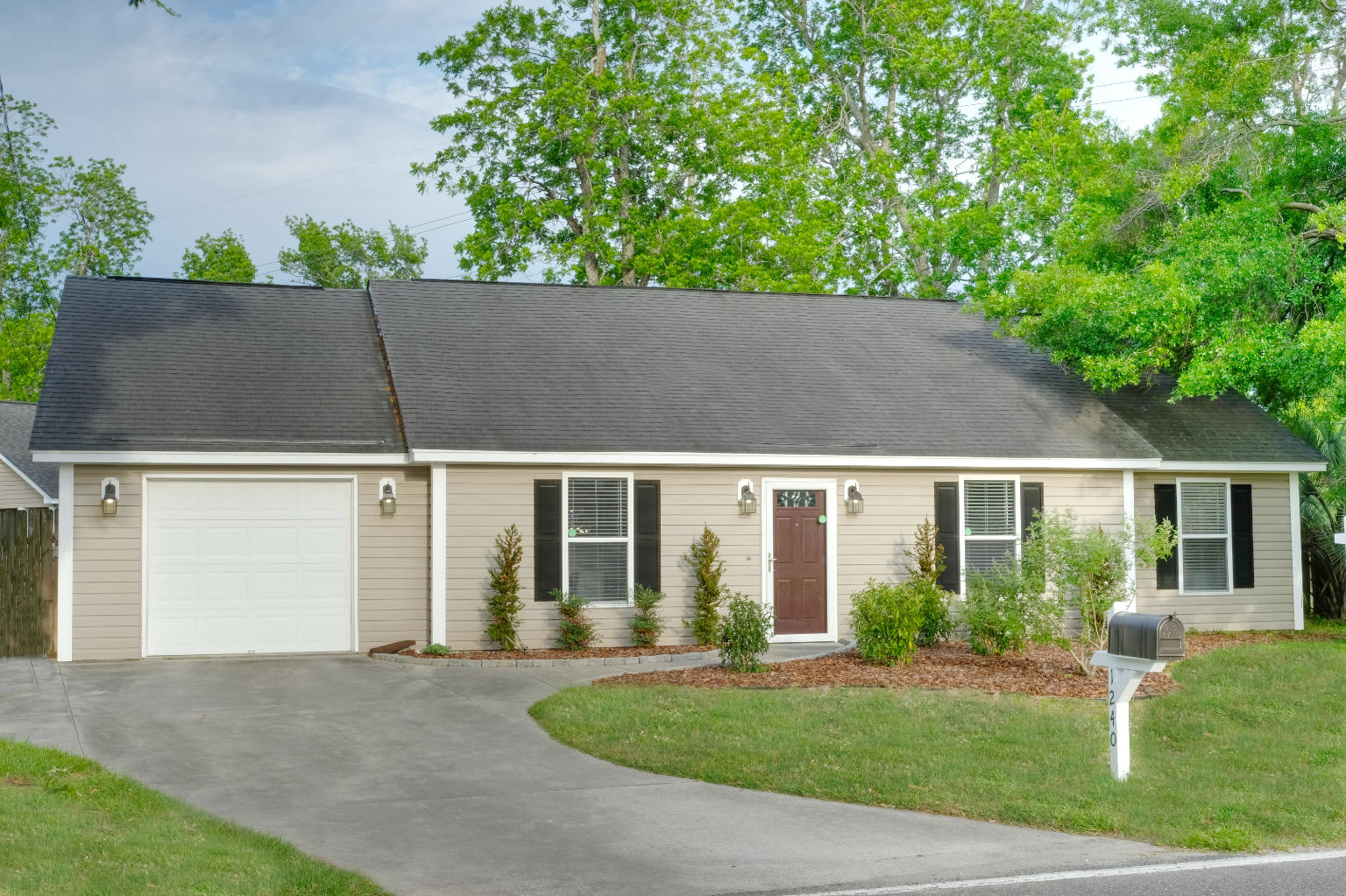 1240 Secessionville Road Charleston, SC 29412 - Photo 1 of 57 Out2