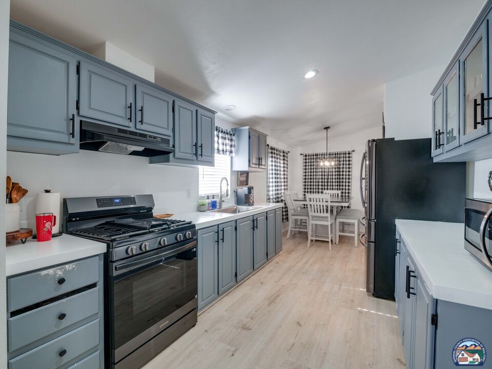 1601 Drew Road, Unit 16 El Centro, CA 92243 - Photo 3 of 17 Gallery Image 3