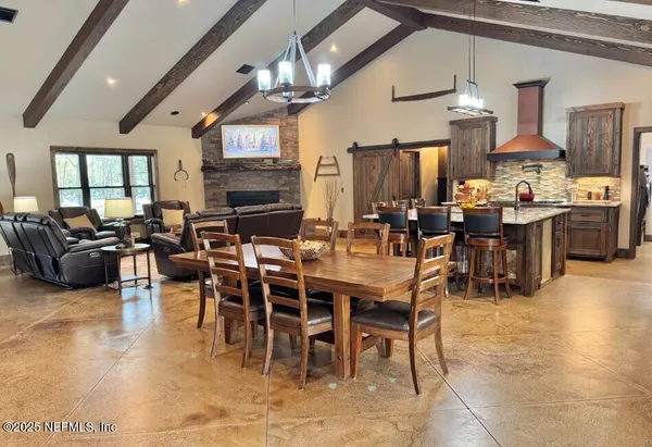 $1,950,000 | 2011 Southwest Highway 361, Steinhatchee, FL 32359