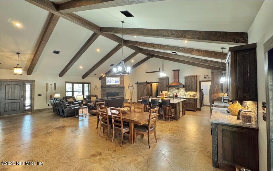 2011 Southwest Highway 361 Steinhatchee, FL 32359 - Photo 17 of 48 Dining Area