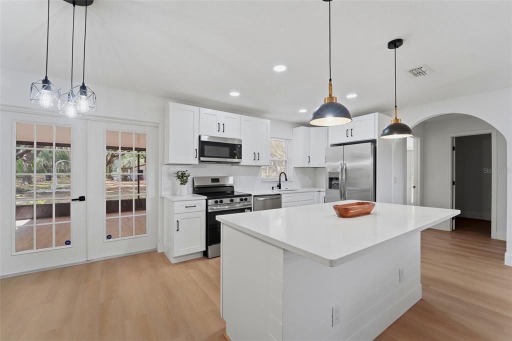1918 Sydney Road Valrico, FL 33594 - Photo 10 of 35
