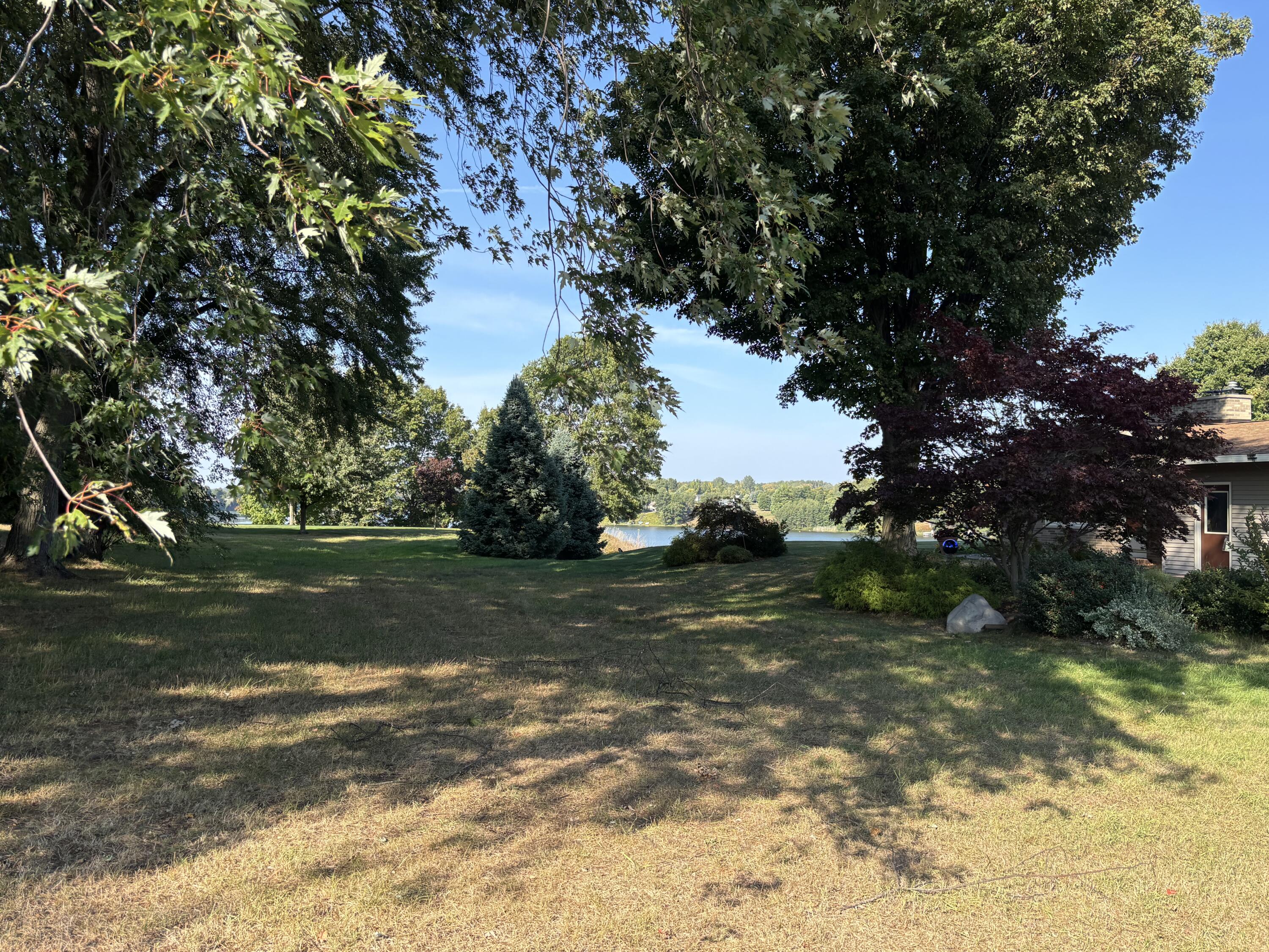 60 North Plum Street Hart, MI 49420 - Photo 5 of 64 IMG_4829