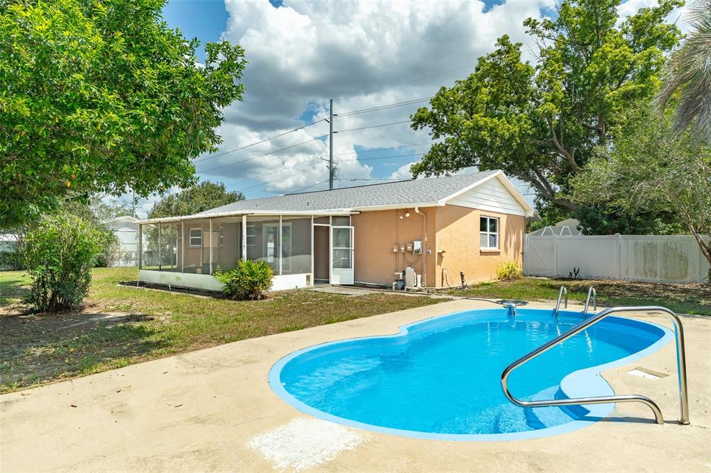 614 East Wheeler Road Seffner, FL 33584 - Photo 18 of 19