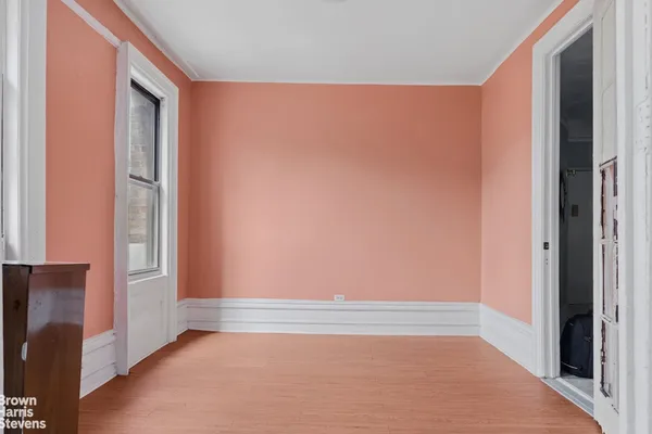 $489,000 | 825 West 179th Street, Unit 2G | Hudson Heights