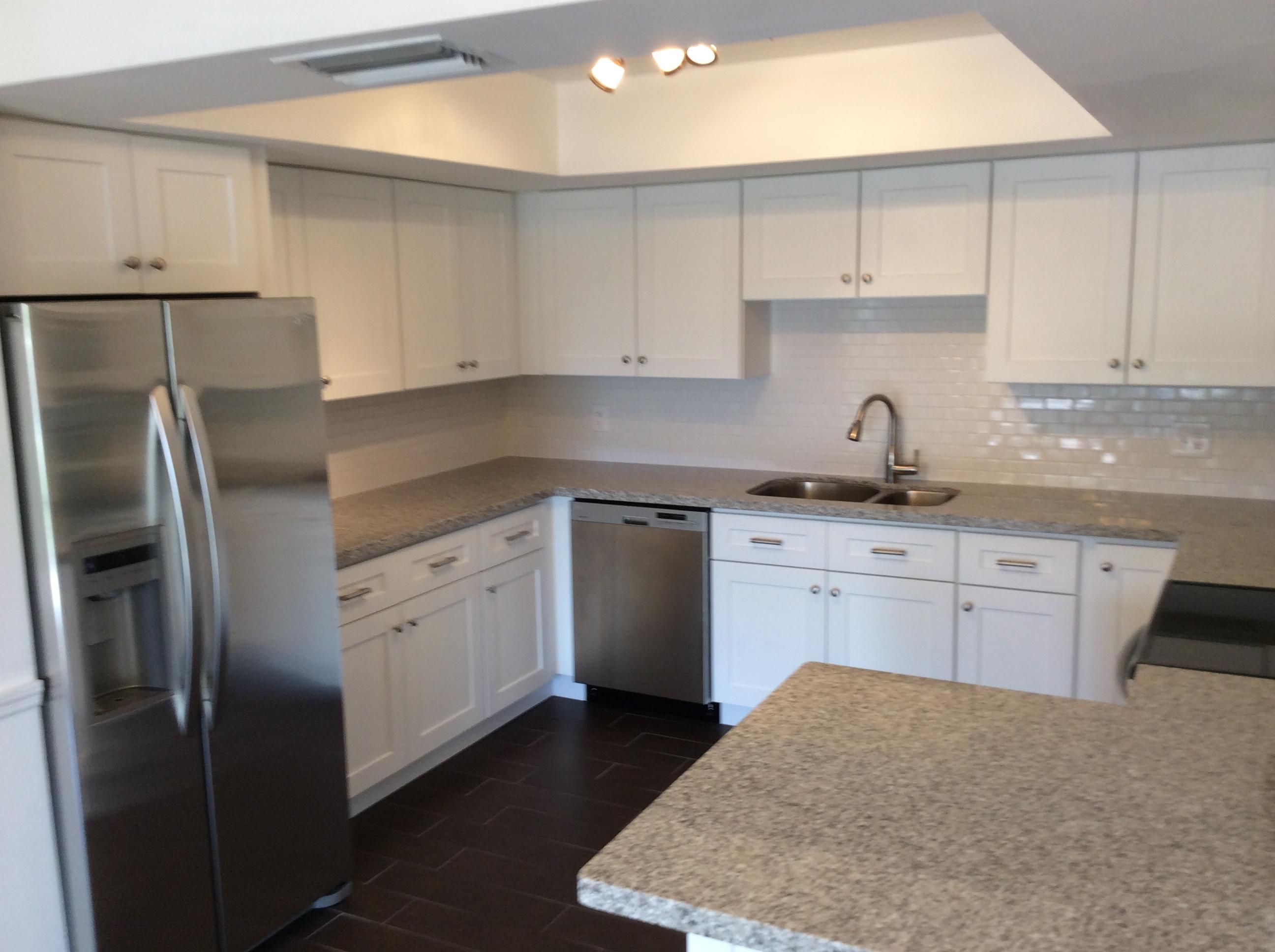 201 Southwest 1st Street, Unit 12 Boca Raton, FL 33432 - Photo 3 of 17 IMG_0034