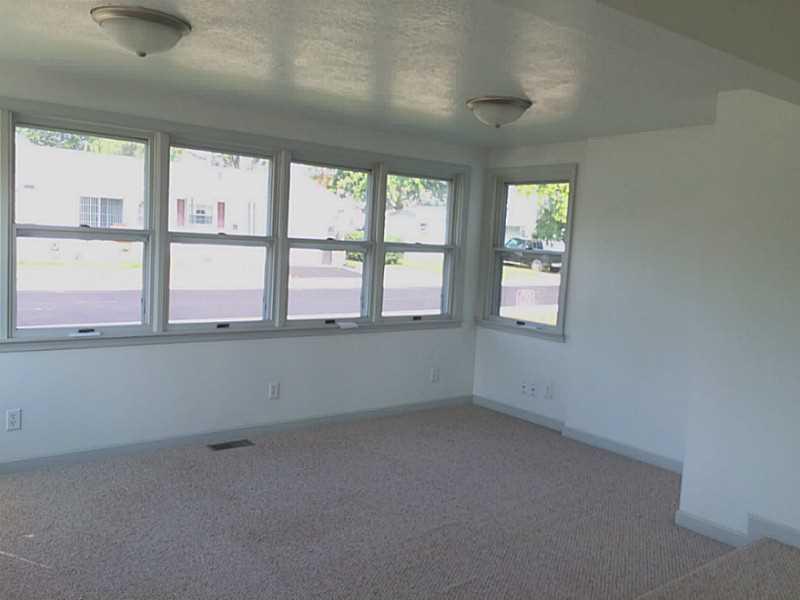 404 East Spring Street Covington, OH 45318 - Photo 4 of 24