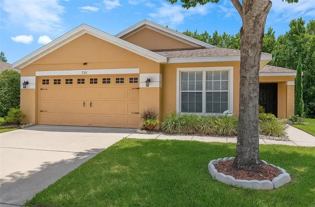 $2,475 | 701 Sandy Ridge Drive, Davenport, FL 33896