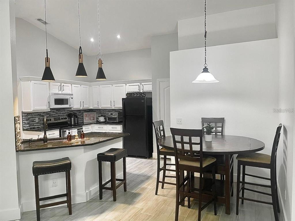 701 Sandy Ridge Drive Davenport, FL 33896 - Photo 4 of 18