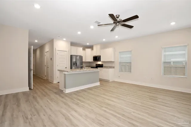 $1,650 | 4798 Tenpence Circle, Pace, FL 32571