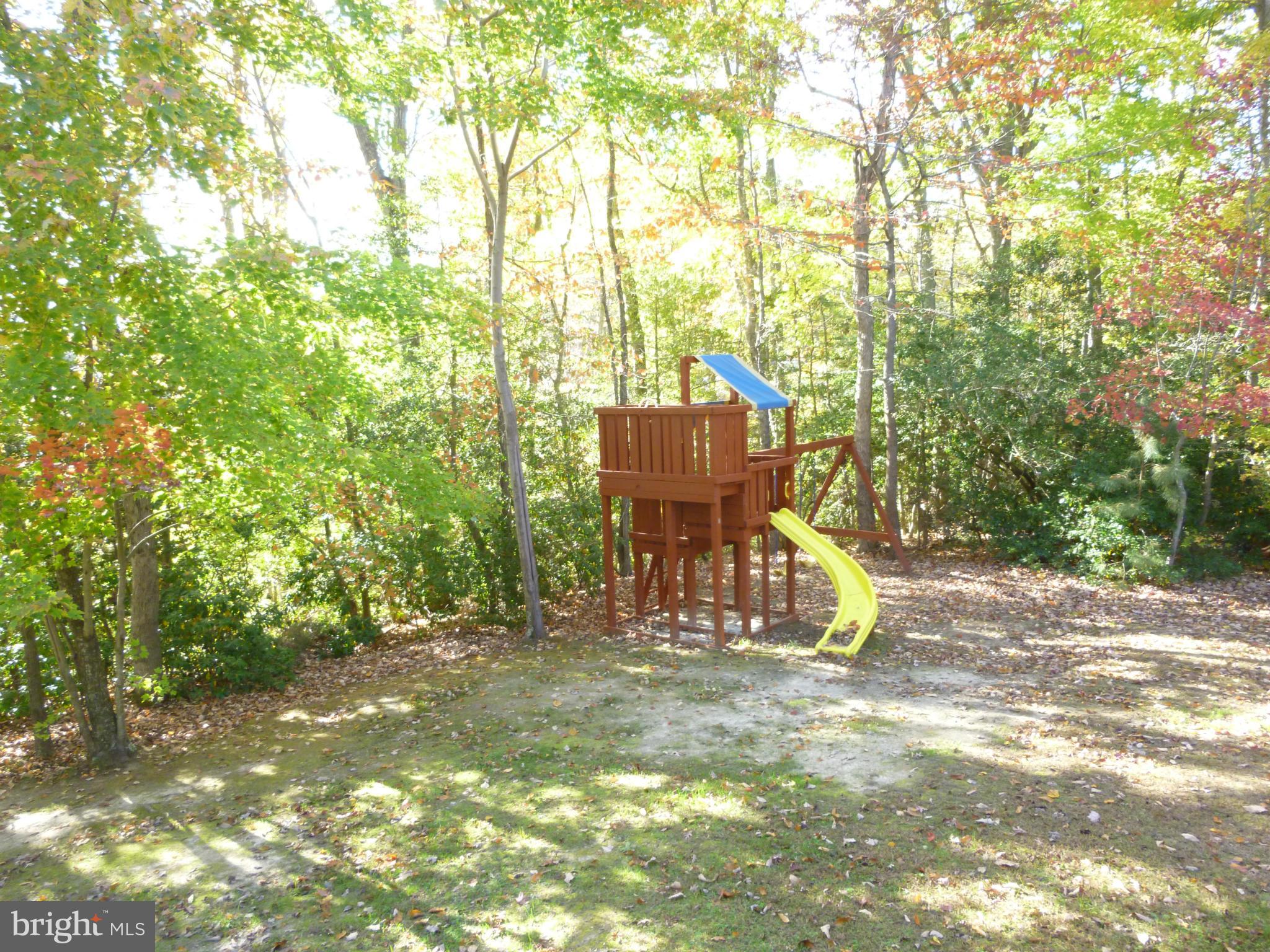 12323 Rashad Circle Lusby, MD 20657 - Photo 29 of 30 Exterior (Rear)