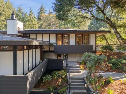 $3,995,000 | 80 Skywood Way, Woodside, CA 94062