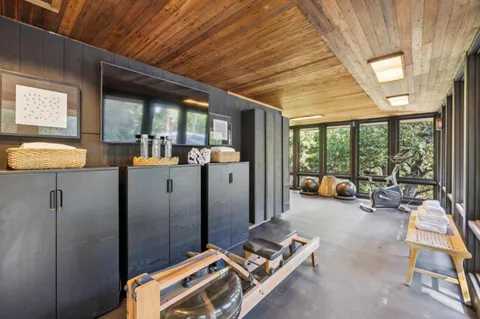 $3,995,000 | 80 Skywood Way, Woodside, CA 94062