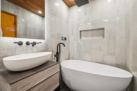 $3,995,000 | 80 Skywood Way, Woodside, CA 94062