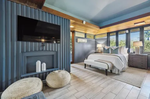 $3,995,000 | 80 Skywood Way, Woodside, CA 94062