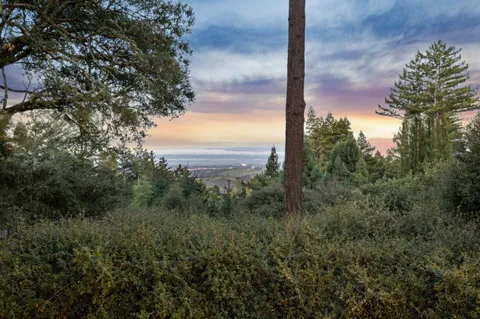 $3,995,000 | 80 Skywood Way, Woodside, CA 94062