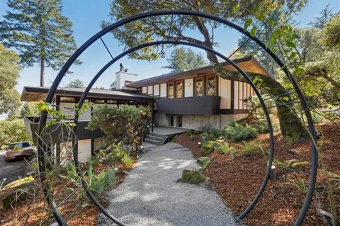 $3,995,000 | 80 Skywood Way, Woodside, CA 94062