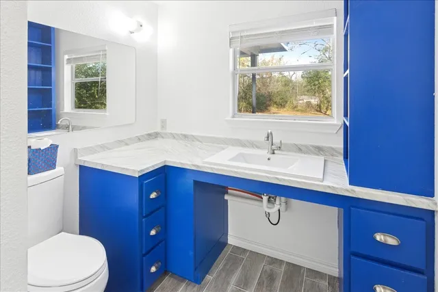 a view of a back yard of the house