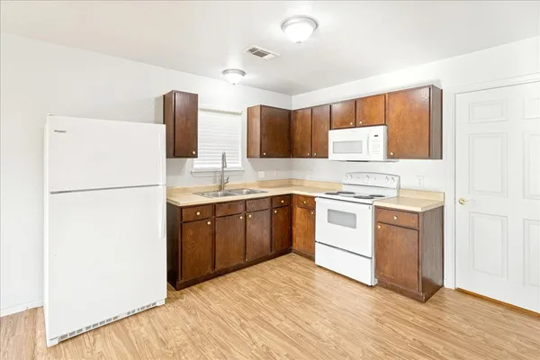 $91,000 | 1005 South Dunbar Street, Crockett, TX 75835