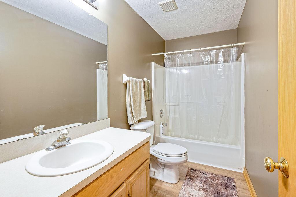 1050 Eckard Road Centerburg, OH 43011 - Photo 23 of 49