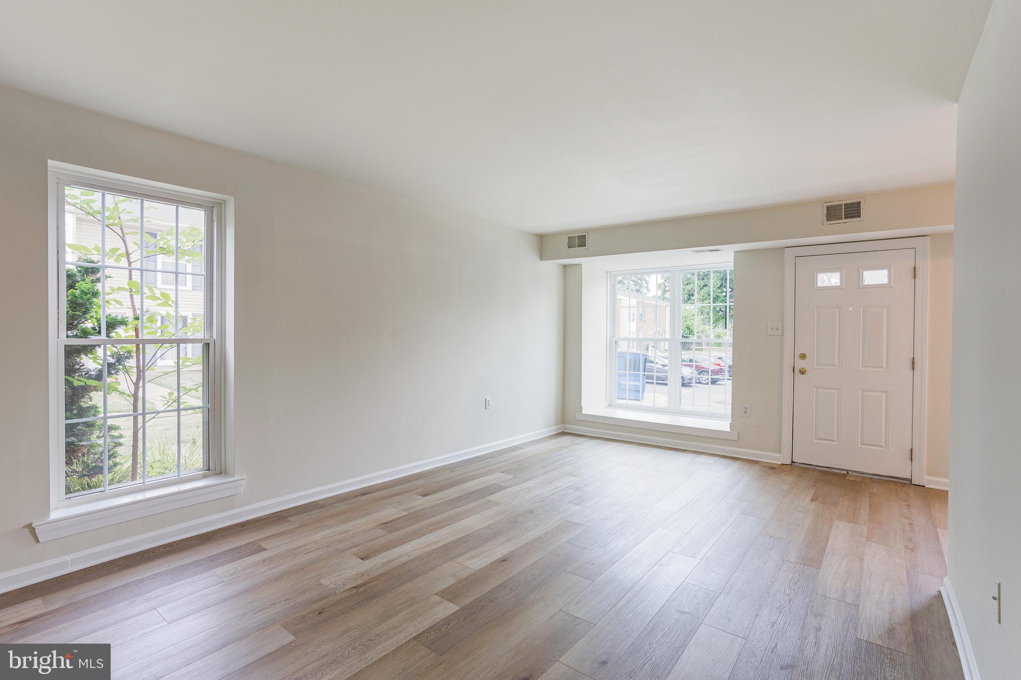 605 Middleton Place Eagleville, PA 19403 - Photo 4 of 29