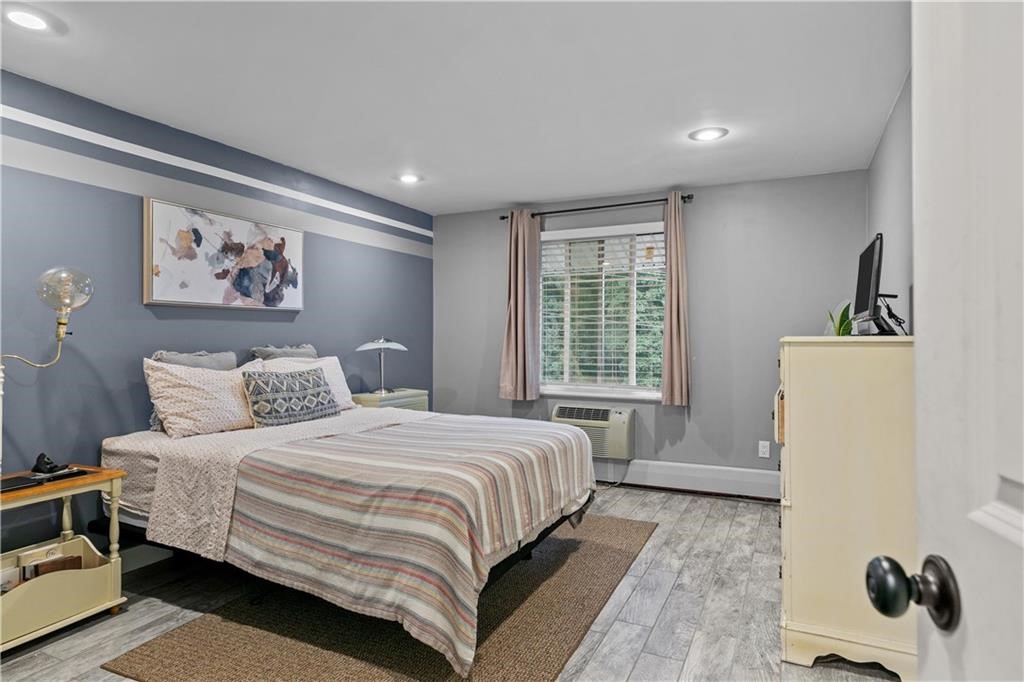 66 Girard Avenue, Unit 114 Newport, RI 02840 - Photo 13 of 24