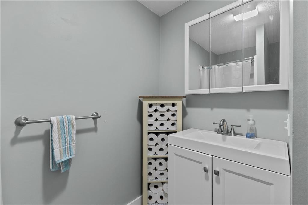 66 Girard Avenue, Unit 114 Newport, RI 02840 - Photo 19 of 24