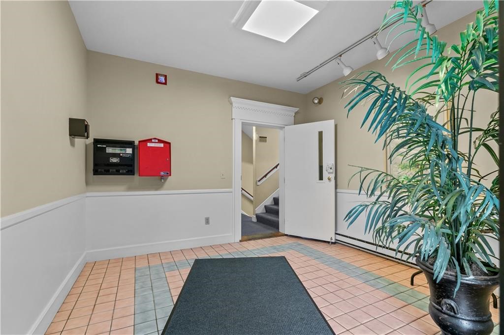 66 Girard Avenue, Unit 114 Newport, RI 02840 - Photo 22 of 24