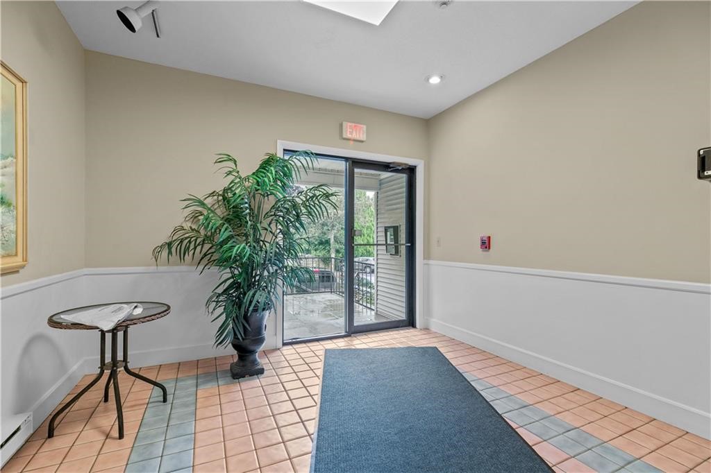 66 Girard Avenue, Unit 114 Newport, RI 02840 - Photo 23 of 24