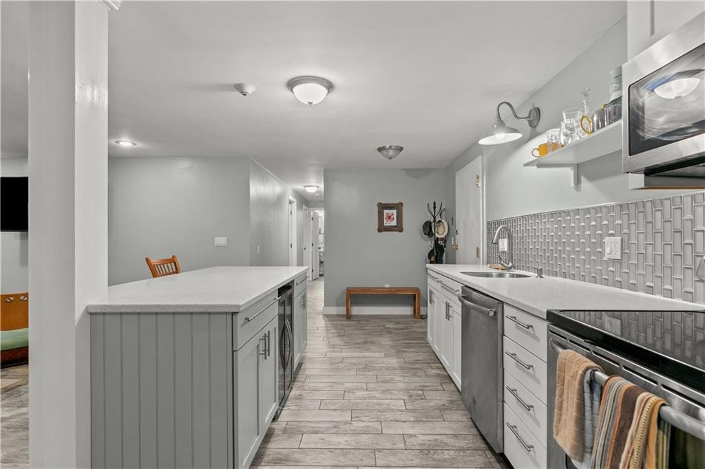 66 Girard Avenue, Unit 114 Newport, RI 02840 - Photo 4 of 24