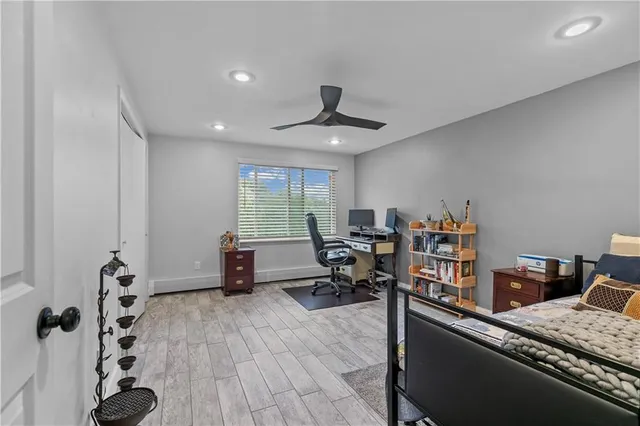 $2,200 | 66 Girard Avenue, Unit 114, Newport, RI 02840