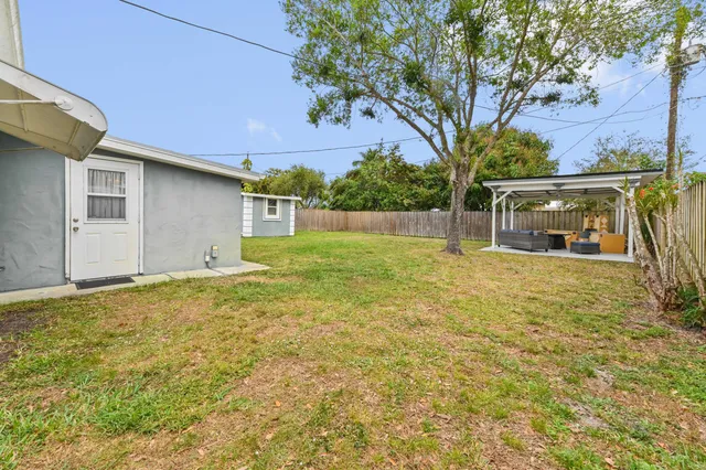 $345,000 | 5709 Southeast Indigo Avenue, Stuart, FL 34997