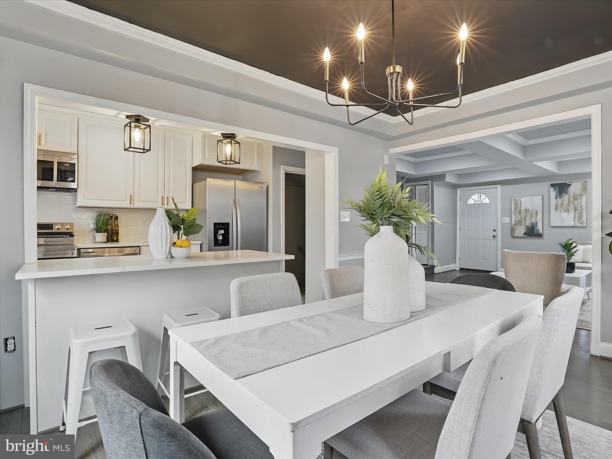 1317 Pentwood Road Baltimore, MD 21239 - Photo 9 of 39 Dining Area