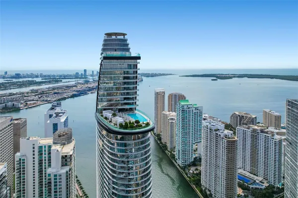 a picture of city view