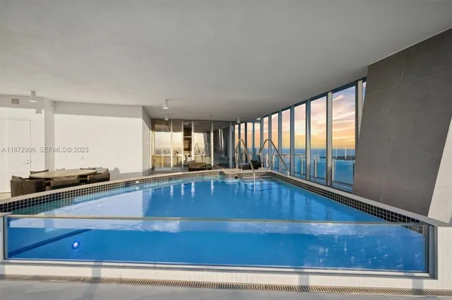 $28,600,000 | 300 Biscayne Blvd Way, Unit PH6001, Miami, FL 33131