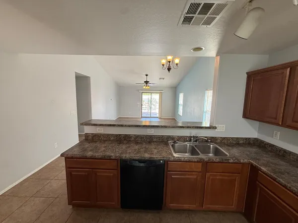 $1,895 | 1135 South 165th Drive, Goodyear, AZ 85338