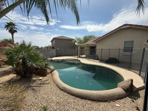$1,895 | 1135 South 165th Drive, Goodyear, AZ 85338
