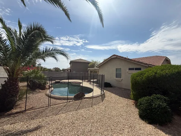 $1,895 | 1135 South 165th Drive, Goodyear, AZ 85338