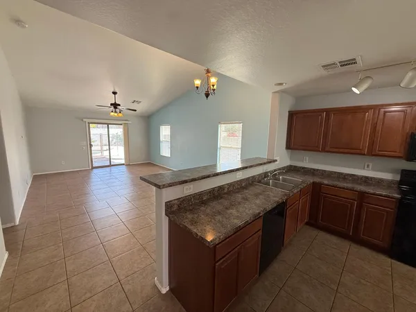 $1,895 | 1135 South 165th Drive, Goodyear, AZ 85338