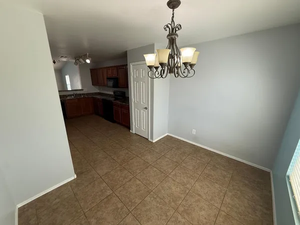 $1,895 | 1135 South 165th Drive, Goodyear, AZ 85338