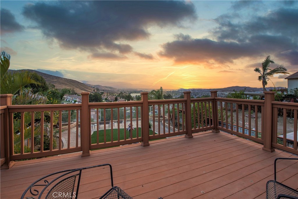 16163 Setting Sun Circle Riverside, CA 92503 - Photo 31 of 36 a view of a balcony with wooden fence