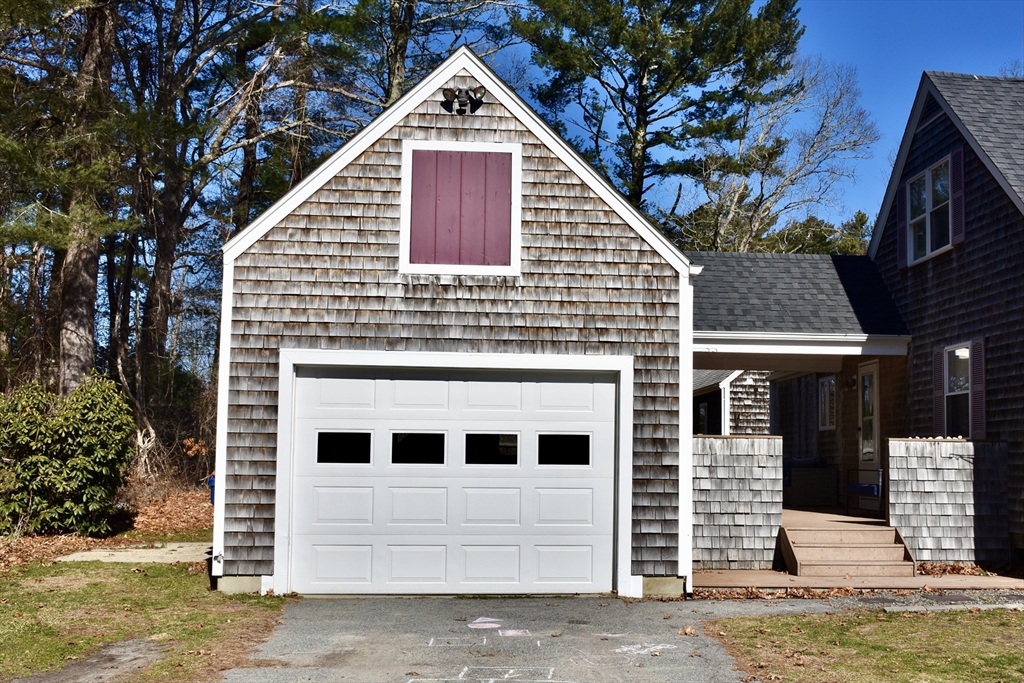 175 Cromesett Road Wareham, MA 02571 - Photo 4 of 26