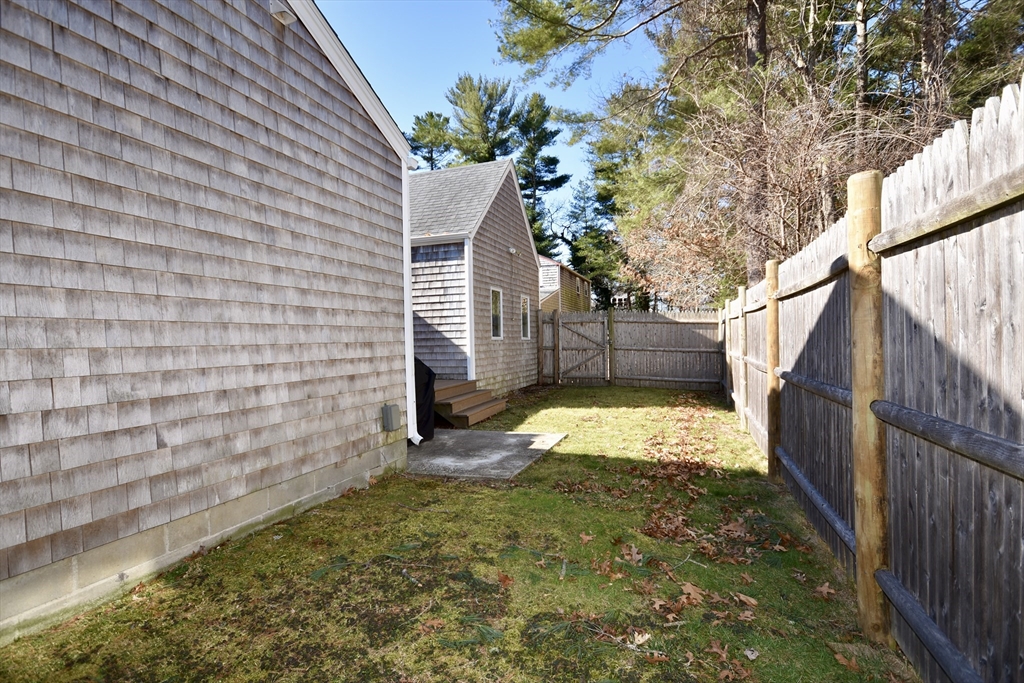 175 Cromesett Road Wareham, MA 02571 - Photo 9 of 26