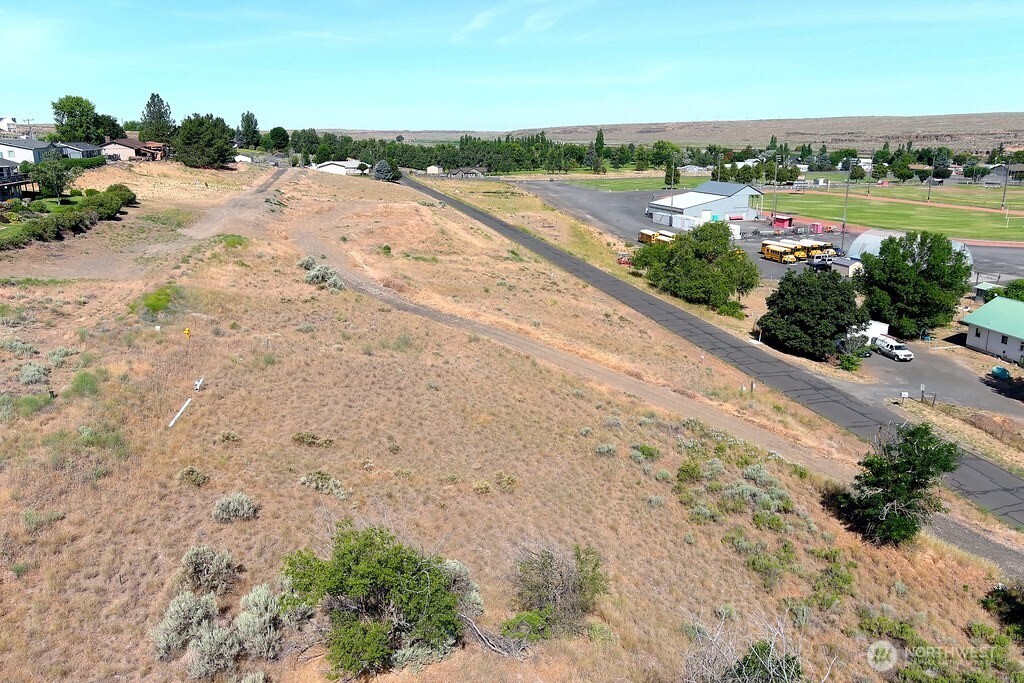 0 West 6th Avenue Odessa, WA 99159 - Photo 3 of 8 a view of a lake with beach and city space