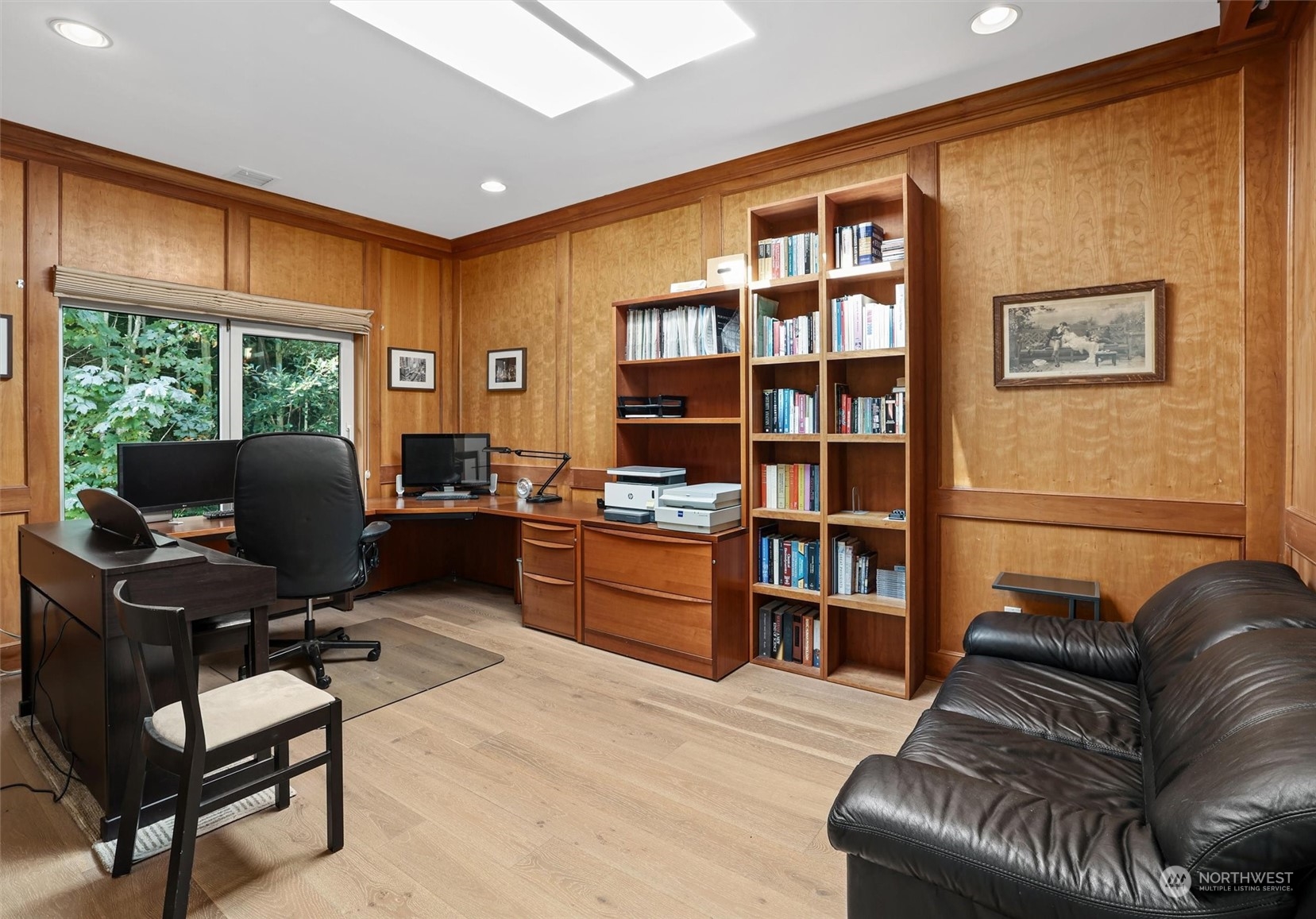 1661 Harbor Avenue Southwest, Unit 600 Seattle, WA 98126 - Photo 22 of 40 a view of a livingroom with workspace and a window