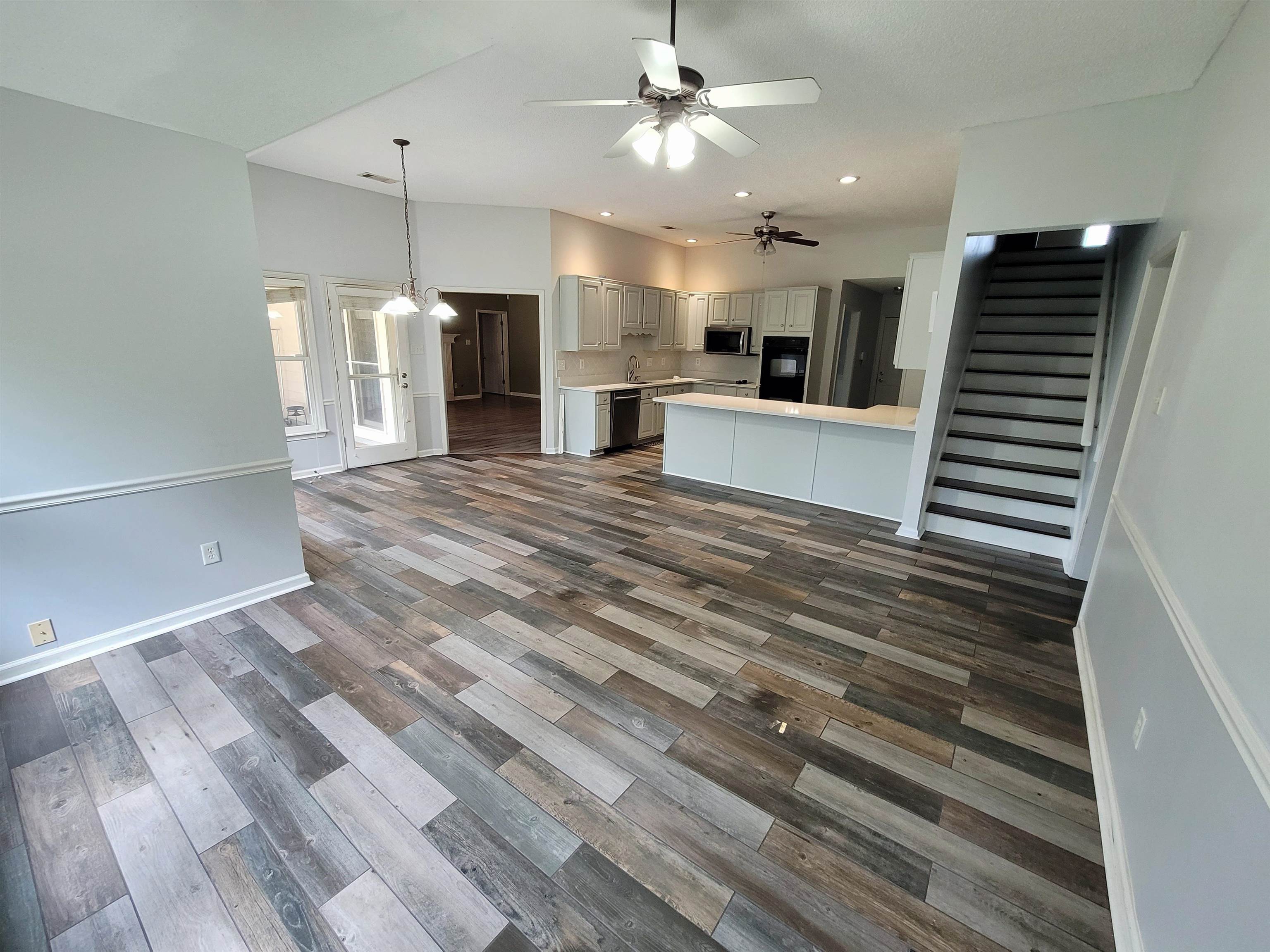 9041 Dexter Road Memphis, TN 38016 - Photo 8 of 24 Gallery Image 8