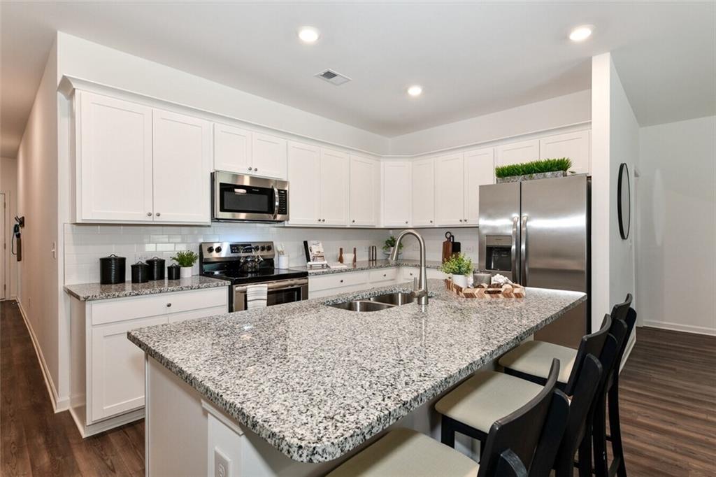 12006 Crosswicks Road, Unit SUNSHINE 173 Union City, GA 30291 - Photo 3 of 20
