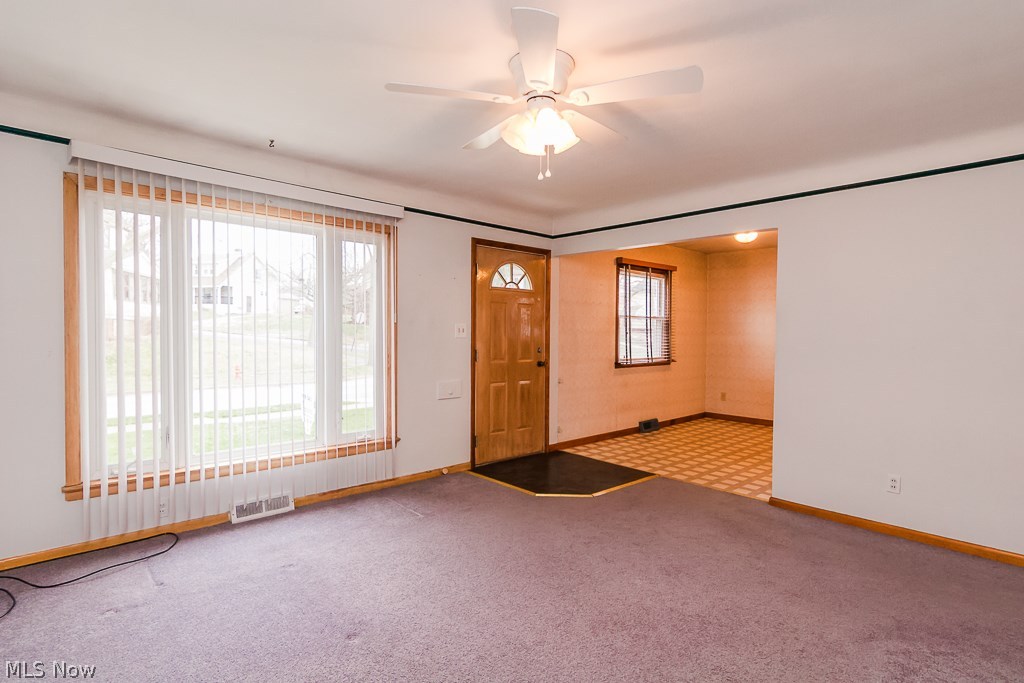4768 Blythin Road Cleveland, OH 44125 - Photo 12 of 32