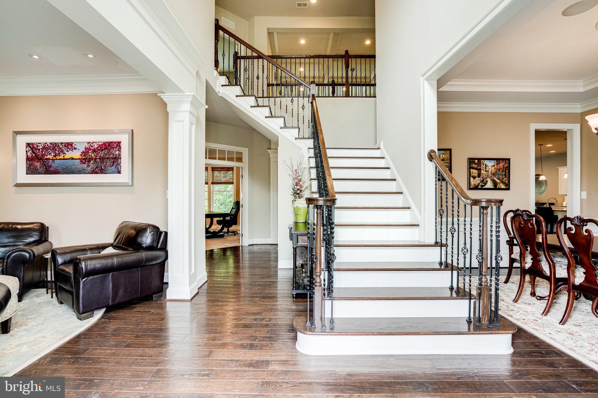 7561 Glen Pointe Court Springfield, VA 22153 - Photo 15 of 67 Fabulous Foyer Welcomes You