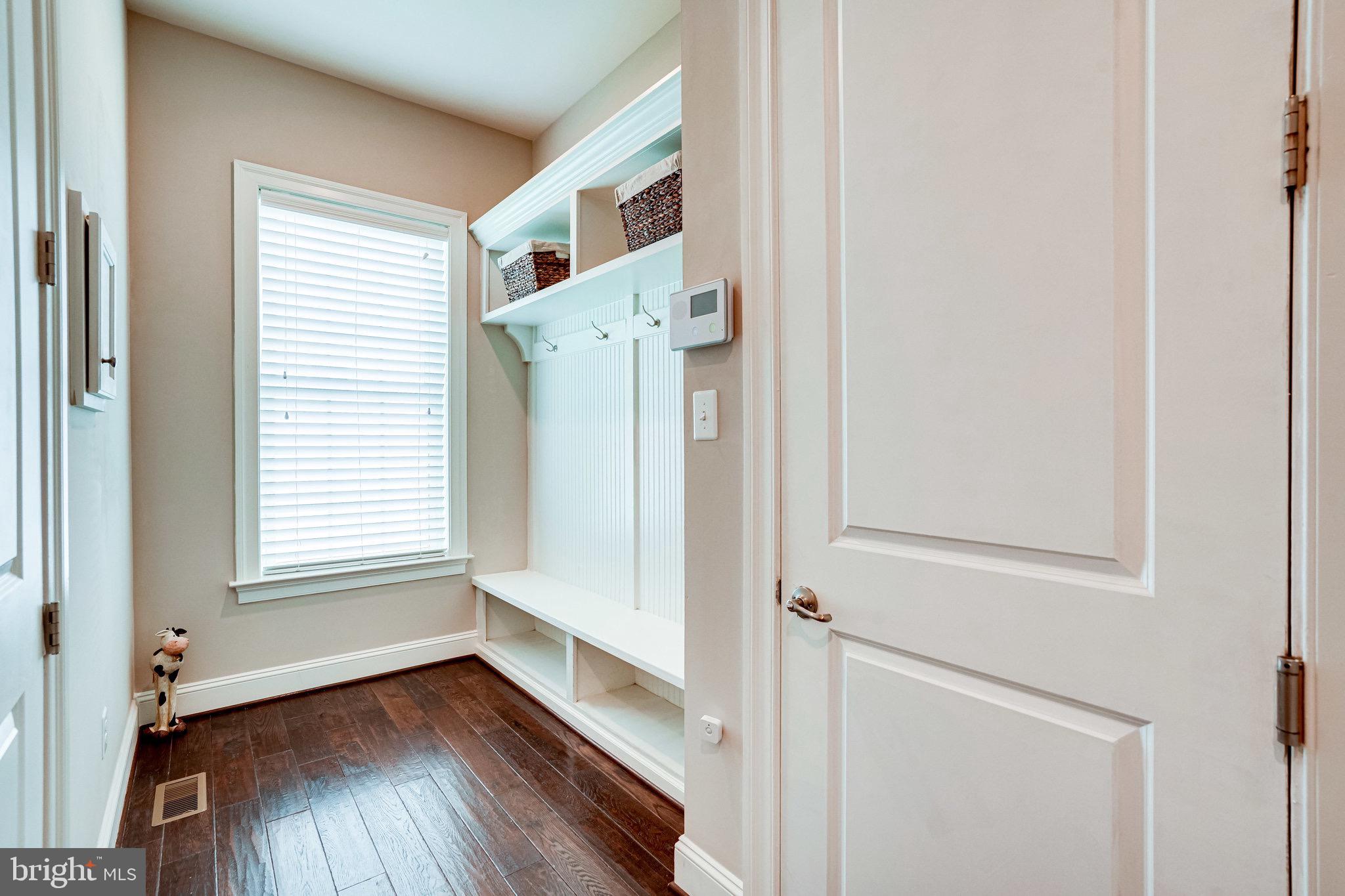7561 Glen Pointe Court Springfield, VA 22153 - Photo 32 of 67 Mudroom Built Ins